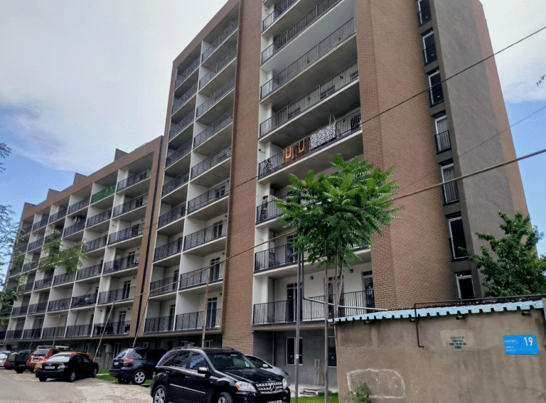 საცხოვრებელი კორპუსი ალუბლების ქუჩაზე: ლიფტის შახტისა და ბზარების ჰიდროიზოლაცია